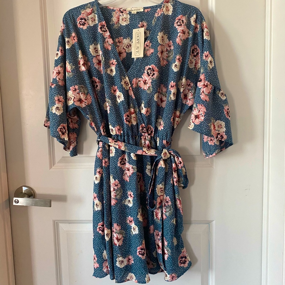 Cedar & Gold Blue Floral Dress Ruffle Sleeves